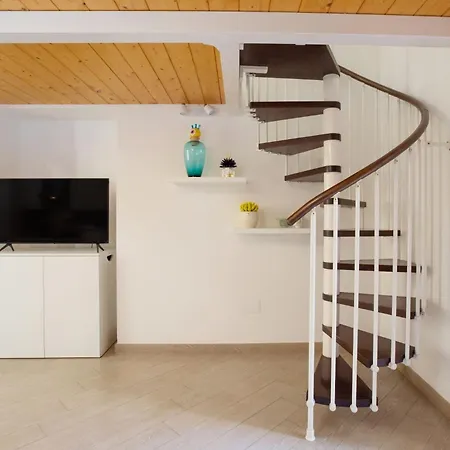 Appartamento Cosy House Under The Arches In Old Town