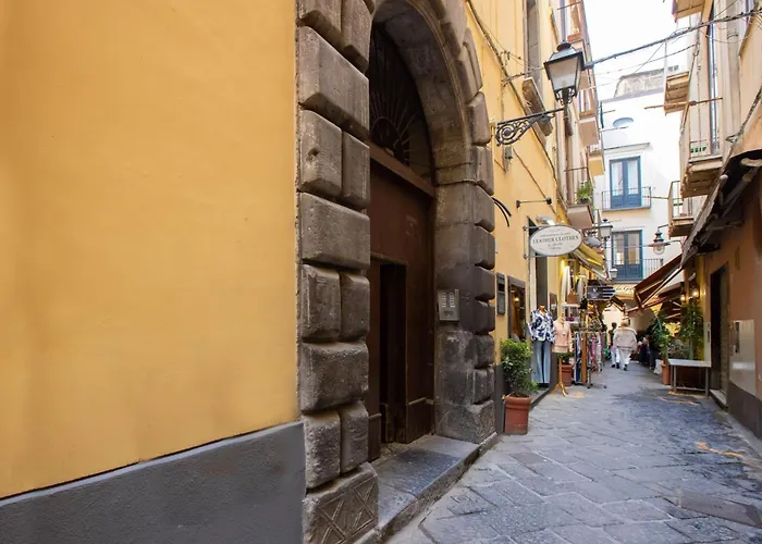 Cosy House Under The Arches In Old Town *