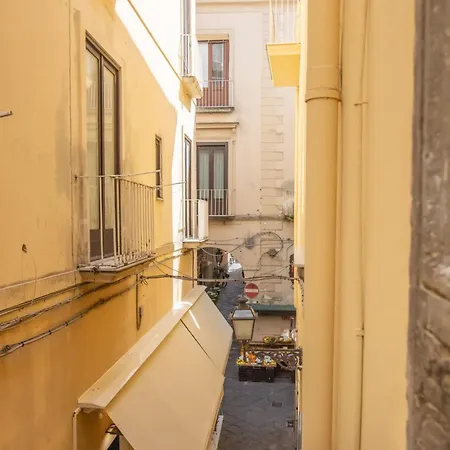 Apartment Cosy House Under The Arches In Old Town Sorrento