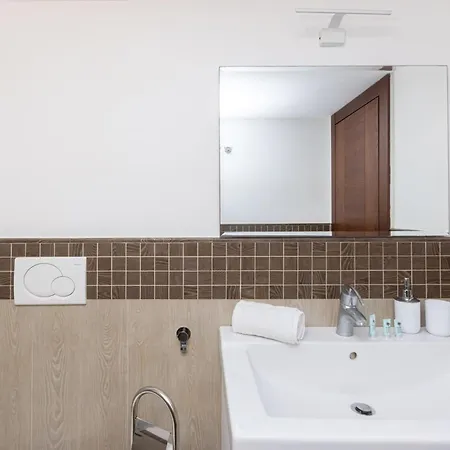 Cosy House Under The Arches In Old Town Sorrento